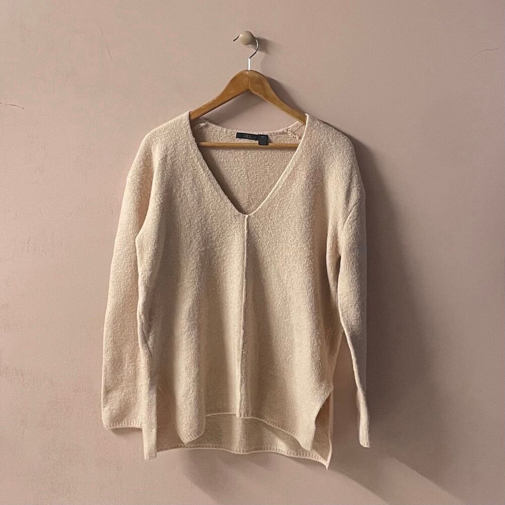 RDI Blush Pink Knit V-Neck Sweater Size M GUC